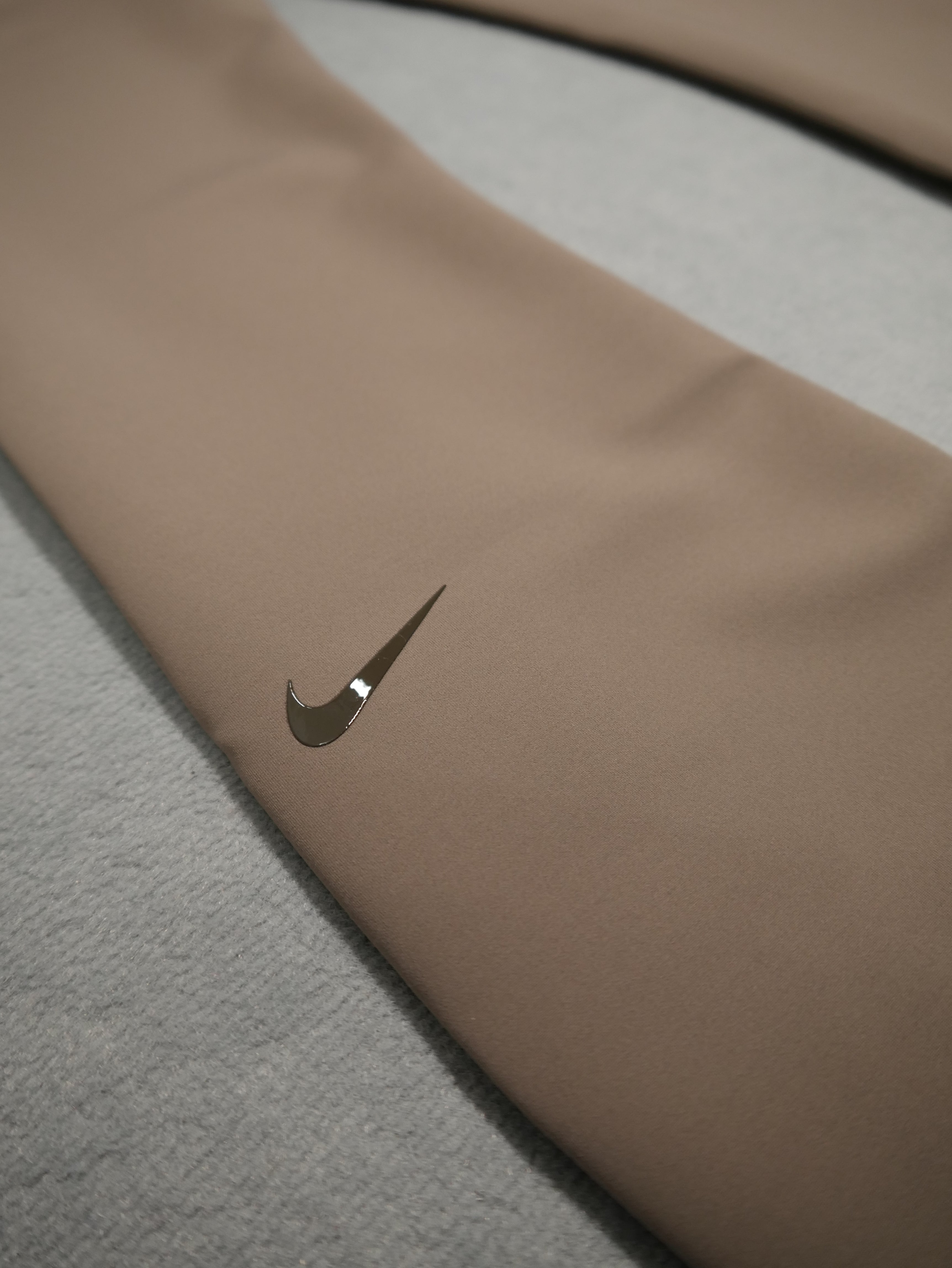 Nike Universa Leggings Damen