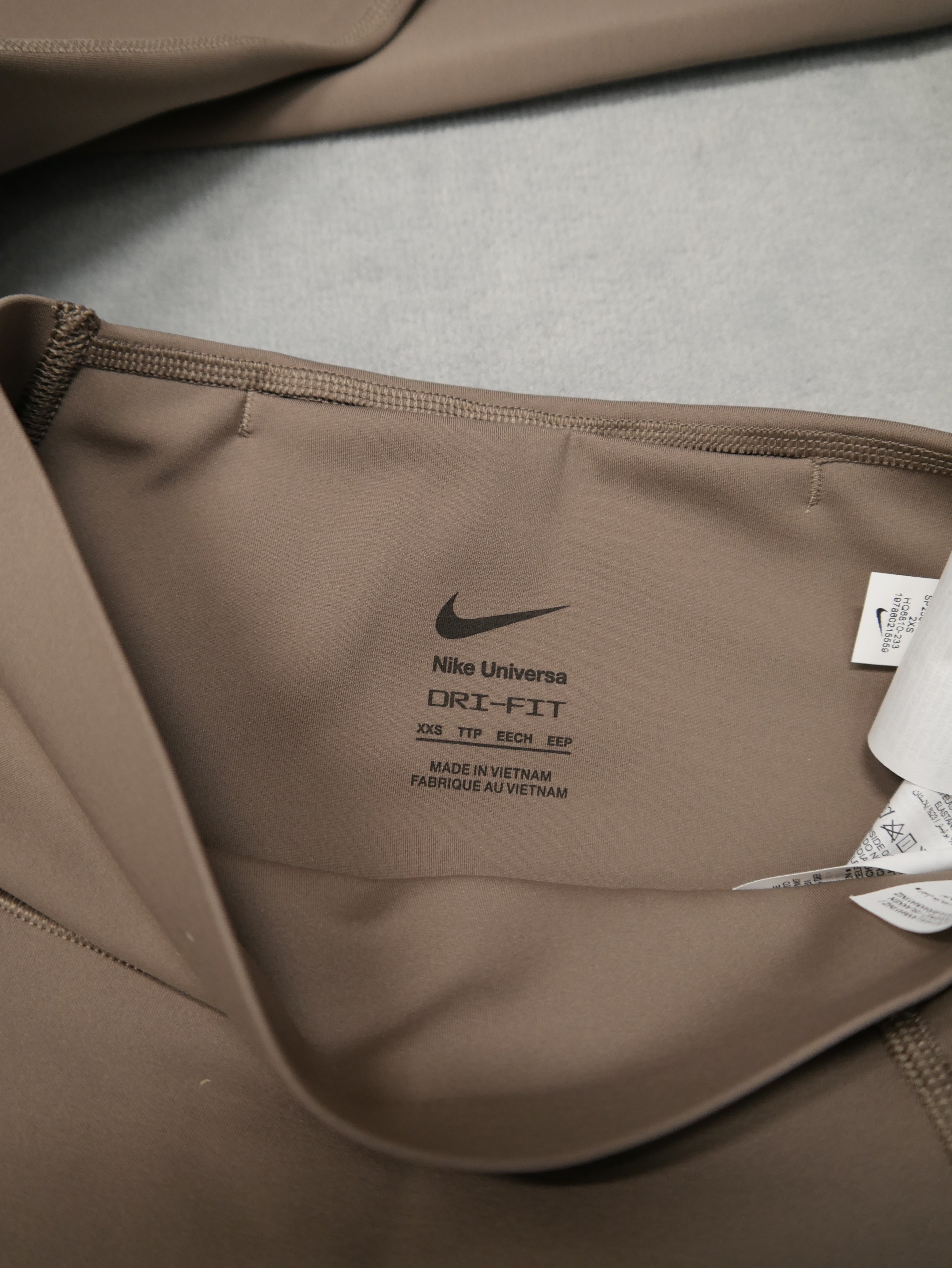 Nike Universa Leggings Damen