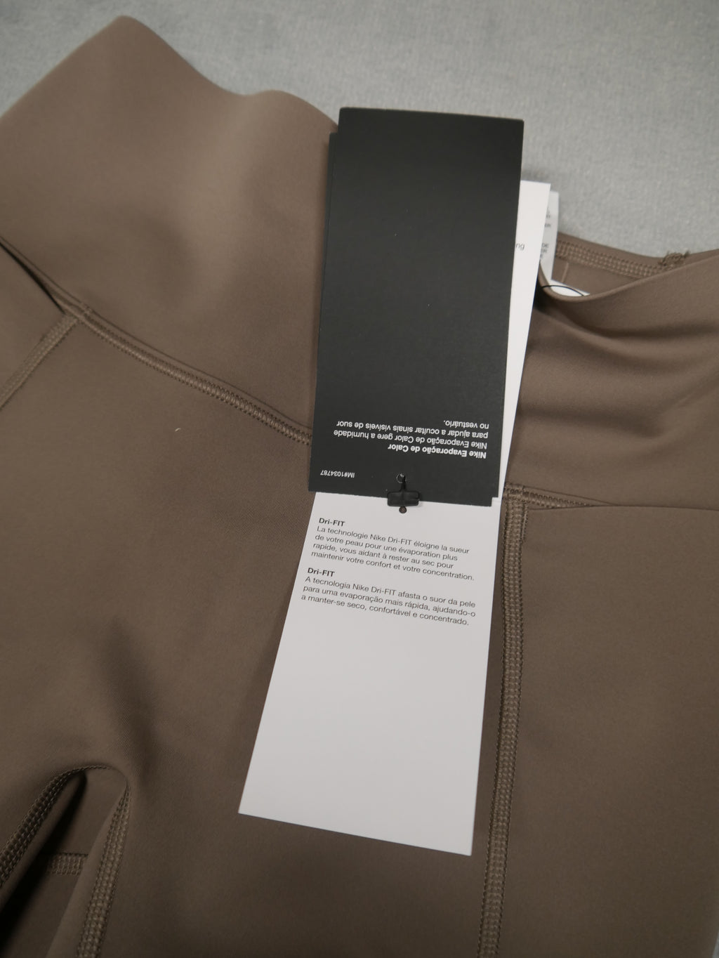Nike Universa Leggings Damen