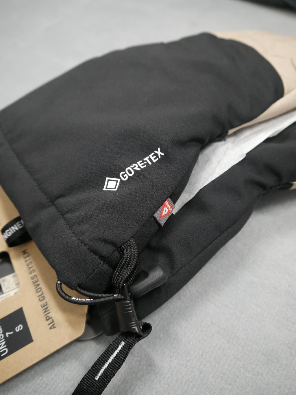 Salewa Ortles GTX Long Cuff Gloves